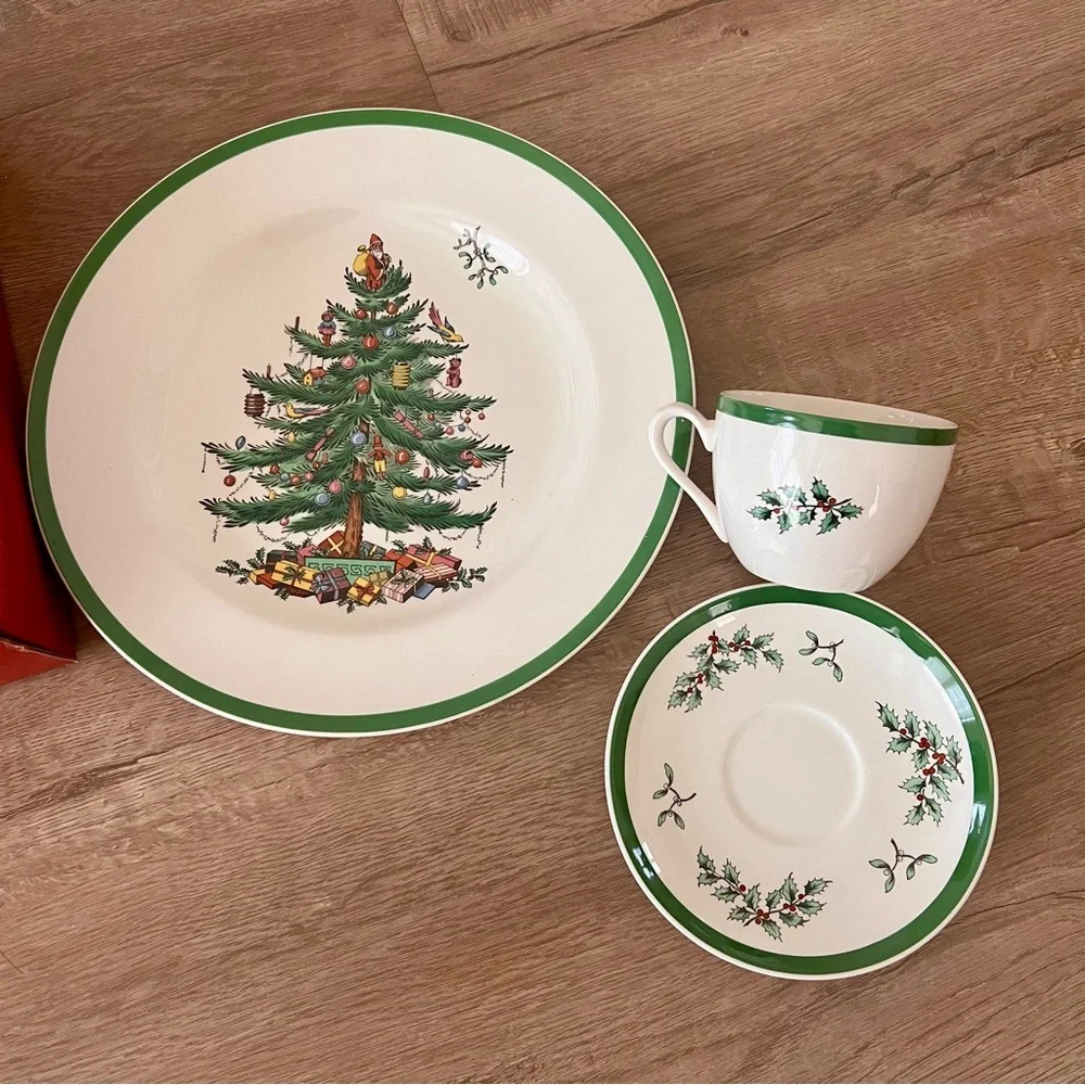 Spode Made In England Christmas Tree Holiday Buffet Set- Dinner Plate Cup Saucer